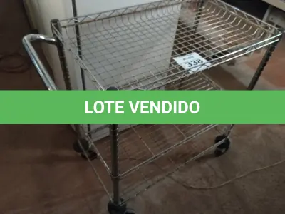 LOTE 338 - 01 CARRINHO PARA TRANSPORTE DE ALIMENTOS.  (NO ESTADO) ATENÇÃO! FAZER A VISITAÇÃO ANTES DE ARREMATAR, NÃO SABEMOS SE FUNCIONA. LEILÃO NÃO TEM GARANTIA E NEM DEVOLUÇÃO, SUJEITO A POSSÍVEIS AVARIAS VISÍVEIS/OCULTAS E/OU AUSÊNCIA DE COMPONENTES.