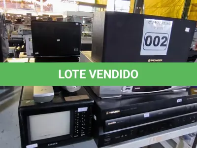 LOTE 002 - 01 LOTE COM DVD PIONNER, VSH SEMP , TELEVISÃO ANTIGA E CAIXA DE SOM PIONNER (NO ESTADO, NÃO SABEMOS SE FUNCIONA. LEILÃO NÃO TEM GARANTIA E NEM DEVOLUÇÃO). 