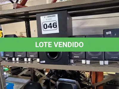 LOTE 046 - 01 CAIXA SUB CREATIVE E 07 CAIXAS PARA VOZ CREATIVE  E CAIXA COM CABOS (NO ESTADO, NÃO SABEMOS SE FUNCIONA. LEILÃO NÃO TEM GARANTIA E NEM DEVOLUÇÃO).