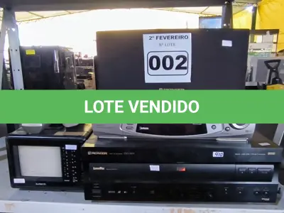 LOTE 002 - 01 LOTE COM DVD PIONNER, VSH SEMP , TELEVISÃO ANTIGA E CAIXA DE SOM PIONNER (NO ESTADO, NÃO SABEMOS SE FUNCIONA. LEILÃO NÃO TEM GARANTIA E NEM DEVOLUÇÃO). 