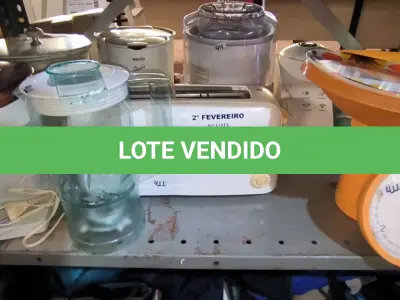 LOTE 028 - 01 LOTE COM CENTRIFUGA DE ALIMENTOS, BALANÇA , TORRADEIRA E PROCESSADOR DE ALIMENTOS (NO ESTADO, NÃO SABEMOS SE FUNCIONA. LEILÃO NÃO TEM GARANTIA E NEM DEVOLUÇÃO).