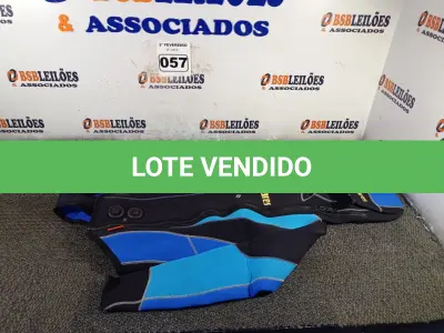 LOTE 057 - 01 ROUPA DE MERGULHO FEMININO Nº5 MARCA MARES (NO ESTADO, NÃO SABEMOS SE FUNCIONA. LEILÃO NÃO TEM GARANTIA E NEM DEVOLUÇÃO).