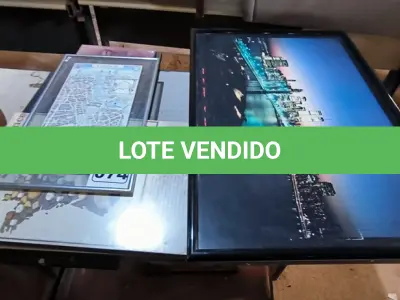 LOTE 074 - 01 LOTE COM QUADROS DECORATIVO (NO ESTADO, NÃO SABEMOS SE FUNCIONA. LEILÃO NÃO TEM GARANTIA E NEM DEVOLUÇÃO).