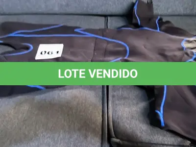 LOTE 061 - 01 ROUPA PARA MERGULHO TAMANHO G 01 SAPATO TAMANHO 39 LEOMAR (NO ESTADO, NÃO SABEMOS SE FUNCIONA. LEILÃO NÃO TEM GARANTIA E NEM DEVOLUÇÃO).