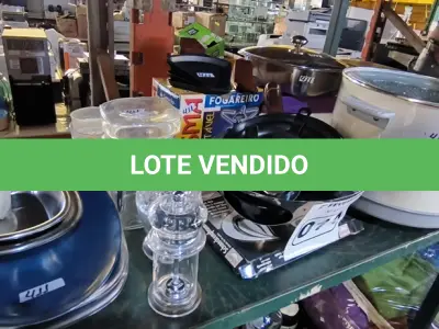 LOTE 014 - 01 LOTE COM UTENSÍLIOS PARA COZINHA (NO ESTADO, NÃO SABEMOS SE FUNCIONA. LEILÃO NÃO TEM GARANTIA E NEM DEVOLUÇÃO).
