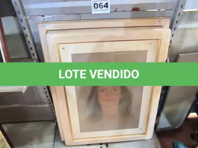 LOTE 064 - 02 QUADROS COM PINTURA A MÃO (NO ESTADO, NÃO SABEMOS SE FUNCIONA. LEILÃO NÃO TEM GARANTIA E NEM DEVOLUÇÃO).