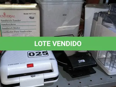 LOTE 025 - 01 LOTE COM CREPEIRA, TORRADEIRA, PROCESSADOR DE ALIMENTOS E SANDUICHEIRA (NO ESTADO, NÃO SABEMOS SE FUNCIONA. LEILÃO NÃO TEM GARANTIA E NEM DEVOLUÇÃO).