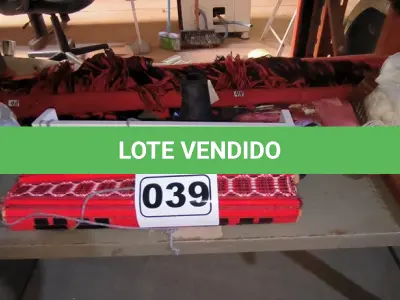LOTE 039 - 01 LOTE COM MATERIAIS PARA TRICÔ (NO ESTADO, NÃO SABEMOS SE FUNCIONA. LEILÃO NÃO TEM GARANTIA E NEM DEVOLUÇÃO).
