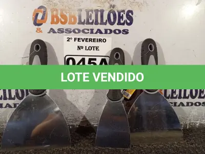 LOTE 045 - 03 ESPÁTULAS. (NO ESTADO) ATENÇÃO! FAZER A VISITAÇÃO ANTES DE ARREMATAR, NÃO SABEMOS SE FUNCIONA. LEILÃO NÃO TEM GARANTIA E NEM DEVOLUÇÃO, SUJEITO A POSSÍVEIS AVARIAS VISÍVEIS/OCULTAS E/OU AUSÊNCIA DE COMPONENTES.