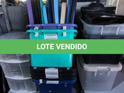 LOTE 001 -  01 LOTE COM CAIXAS ORGANIZADORAS EM PLÁSTICO E CAIXA COM BIJUTERIAS PARA ARTESANATO (NO ESTADO, NÃO SABEMOS SE FUNCIONA. LEILÃO NÃO TEM GARANTIA E NEM DEVOLUÇÃO).