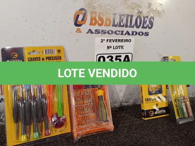 LOTE 035 - 03 KIT’S DE CHAVES DE PRECISÃO E 01 JOGO DE CHAVES FENDA/PHILIPS 02 PEÇAS. (NO ESTADO) ATENÇÃO! FAZER A VISITAÇÃO ANTES DE ARREMATAR, NÃO SABEMOS SE FUNCIONA. LEILÃO NÃO TEM GARANTIA E NEM DEVOLUÇÃO, SUJEITO A POSSÍVEIS AVARIAS VISÍVEIS/OCULTAS E/OU AUSÊNCIA DE COMPONENTES.