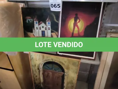 LOTE 065 - 03 QUADROS COM PINTURA A MÃO (NO ESTADO, NÃO SABEMOS SE FUNCIONA. LEILÃO NÃO TEM GARANTIA E NEM DEVOLUÇÃO).