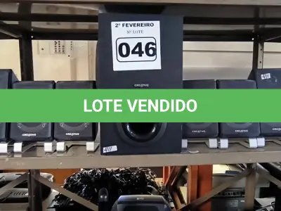 LOTE 046 - 01 CAIXA SUB CREATIVE E 07 CAIXAS PARA VOZ CREATIVE  E CAIXA COM CABOS (NO ESTADO, NÃO SABEMOS SE FUNCIONA. LEILÃO NÃO TEM GARANTIA E NEM DEVOLUÇÃO).
