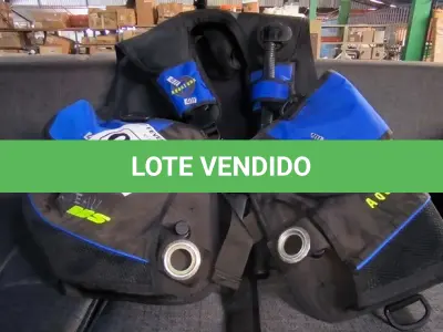LOTE 052 - 01 COLETE PARA MERGULHO AQUA LUNG COUSTEAU (NO ESTADO, NÃO SABEMOS SE FUNCIONA. LEILÃO NÃO TEM GARANTIA E NEM DEVOLUÇÃO).