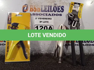 LOTE 120 - 01 ALICATE DE PRESSÃO, 01 ALICATE BOMBA D’AGUA 10” E 01 ALICATE DESCASCADOR DE FIOS. (NO ESTADO) ATENÇÃO! FAZER A VISITAÇÃO ANTES DE ARREMATAR, NÃO SABEMOS SE FUNCIONA. LEILÃO NÃO TEM GARANTIA E NEM DEVOLUÇÃO, SUJEITO A POSSÍVEIS AVARIAS VISÍVEIS/OCULTAS E/OU AUSÊNCIA DE COMPONENTES.