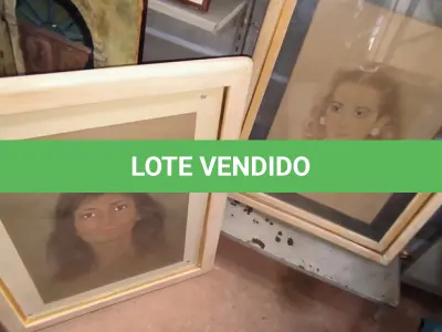 LOTE 064 - 02 QUADROS COM PINTURA A MÃO (NO ESTADO, NÃO SABEMOS SE FUNCIONA. LEILÃO NÃO TEM GARANTIA E NEM DEVOLUÇÃO).