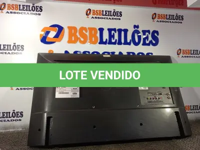 LOTE 500 - 01 TV LG 32” POL PARA RETIRADA DE PEÇAS. (NO ESTADO) ATENÇÃO! FAZER A VISITAÇÃO ANTES DE ARREMATAR, NÃO SABEMOS SE FUNCIONA. LEILÃO NÃO TEM GARANTIA E NEM DEVOLUÇÃO, SUJEITO A POSSÍVEIS AVARIAS VISÍVEIS/OCULTAS E/OU AUSÊNCIA DE COMPONENTES.