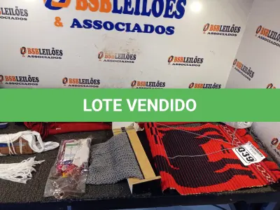 LOTE 039 - 01 LOTE COM MATERIAIS PARA TRICÔ (NO ESTADO, NÃO SABEMOS SE FUNCIONA. LEILÃO NÃO TEM GARANTIA E NEM DEVOLUÇÃO).