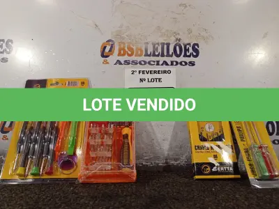 LOTE 035 - 03 KIT’S DE CHAVES DE PRECISÃO E 01 JOGO DE CHAVES FENDA/PHILIPS 02 PEÇAS. (NO ESTADO) ATENÇÃO! FAZER A VISITAÇÃO ANTES DE ARREMATAR, NÃO SABEMOS SE FUNCIONA. LEILÃO NÃO TEM GARANTIA E NEM DEVOLUÇÃO, SUJEITO A POSSÍVEIS AVARIAS VISÍVEIS/OCULTAS E/OU AUSÊNCIA DE COMPONENTES.