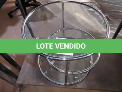 LOTE 072 - 01 MESA DE CENTRO COM VIDROS (NO ESTADO, NÃO SABEMOS SE FUNCIONA. LEILÃO NÃO TEM GARANTIA E NEM DEVOLUÇÃO).