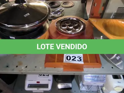 LOTE 023 - 01 LOTE COM PANELAS E TABUAS EM MADEIRA (NO ESTADO, NÃO SABEMOS SE FUNCIONA. LEILÃO NÃO TEM GARANTIA E NEM DEVOLUÇÃO).