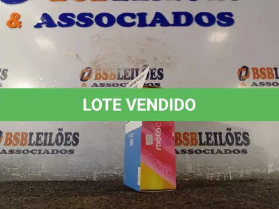 LOTE 067 - 01 CELULAR MOTO “C” 8BG. (NO ESTADO) ATENÇÃO! FAZER A VISITAÇÃO ANTES DE ARREMATAR, NÃO SABEMOS SE FUNCIONA. LEILÃO NÃO TEM GARANTIA E NEM DEVOLUÇÃO, SUJEITO A POSSÍVEIS AVARIAS VISÍVEIS/OCULTAS E/OU AUSÊNCIA DE COMPONENTES.