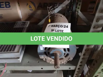LOTE 199 - 01 MOTOR ELÉTRICO. (NO ESTADO) ATENÇÃO! FAZER A VISITAÇÃO ANTES DE ARREMATAR, NÃO SABEMOS SE FUNCIONA. LEILÃO NÃO TEM GARANTIA E NEM DEVOLUÇÃO, SUJEITO A POSSÍVEIS AVARIAS VISÍVEIS/OCULTAS E/OU AUSÊNCIA DE COMPONENTES.