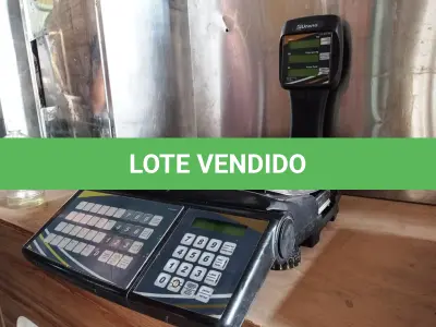 LOTE 157 - 01 BALANÇA ETIQUETADORA URANO ATÉ 30KG. (NO ESTADO, NÃO SABEMOS SE FUNCIONA. LEILÃO NÃO TEM GARANTIA E NEM DEVOLUÇÃO).