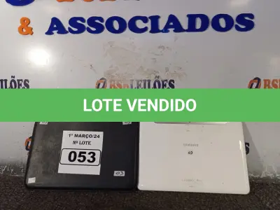 LOTE 053 - 01 TABLET MARCA SAMSUNG. (NO ESTADO) ATENÇÃO! FAZER A VISITAÇÃO ANTES DE ARREMATAR, NÃO SABEMOS SE FUNCIONA. LEILÃO NÃO TEM GARANTIA E NEM DEVOLUÇÃO, SUJEITO A POSSÍVEIS AVARIAS VISÍVEIS/OCULTAS E/OU AUSÊNCIA DE COMPONENTES.
