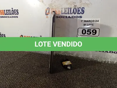 LOTE 059 - 01 TABLET MARCA POSITIVO COM CABO. (NO ESTADO) ATENÇÃO! FAZER A VISITAÇÃO ANTES DE ARREMATAR, NÃO SABEMOS SE FUNCIONA. LEILÃO NÃO TEM GARANTIA E NEM DEVOLUÇÃO, SUJEITO A POSSÍVEIS AVARIAS VISÍVEIS/OCULTAS E/OU AUSÊNCIA DE COMPONENTES.