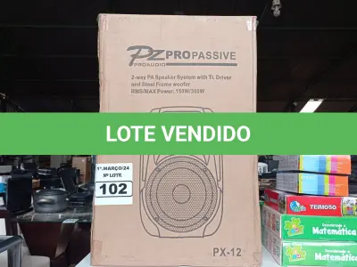 LOTE 102 - 01 CAIXA DE SOM PZ PROPASSIVE PX-12. (NO ESTADO) ATENÇÃO! FAZER A VISITAÇÃO ANTES DE ARREMATAR, NÃO SABEMOS SE FUNCIONA. LEILÃO NÃO TEM GARANTIA E NEM DEVOLUÇÃO, SUJEITO A POSSÍVEIS AVARIAS VISÍVEIS/OCULTAS E/OU AUSÊNCIA DE COMPONENTES.