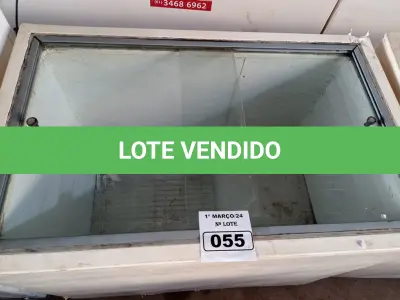 LOTE 055 - 01 FREEZER HORIZONTAL COM 02 TAMPAS DE CORRER 220V. (NO ESTADO) ATENÇÃO! FAZER A VISITAÇÃO ANTES DE ARREMATAR, NÃO SABEMOS SE FUNCIONA. LEILÃO NÃO TEM GARANTIA E NEM DEVOLUÇÃO, SUJEITO A POSSÍVEIS AVARIAS VISÍVEIS/OCULTAS E/OU AUSÊNCIA DE COMPONENTES.