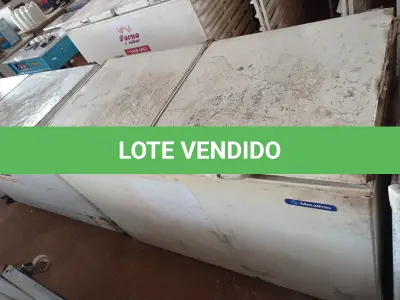 LOTE 185 - 01 FREEZER HORIZONTAL 02 TAMPAS 220V. (NO ESTADO) ATENÇÃO! FAZER A VISITAÇÃO ANTES DE ARREMATAR, NÃO SABEMOS SE FUNCIONA. LEILÃO NÃO TEM GARANTIA E NEM DEVOLUÇÃO, SUJEITO A POSSÍVEIS AVARIAS VISÍVEIS/OCULTAS E/OU AUSÊNCIA DE COMPONENTES.