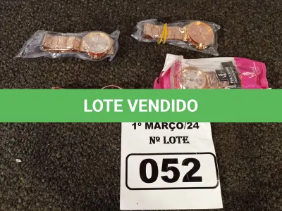 LOTE 052 - 04 RELÓGIOS MARCAS E MODELOS DIVERSOS. (NO ESTADO) ATENÇÃO! FAZER A VISITAÇÃO ANTES DE ARREMATAR, NÃO SABEMOS SE FUNCIONA. LEILÃO NÃO TEM GARANTIA E NEM DEVOLUÇÃO, SUJEITO A POSSÍVEIS AVARIAS VISÍVEIS/OCULTAS E/OU AUSÊNCIA DE COMPONENTES.