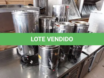 LOTE 147 - 06 CAFETEIRAS INDUSTRIAL COM AVARIAS. (NO ESTADO, NÃO SABEMOS SE FUNCIONA. LEILÃO NÃO TEM GARANTIA E NEM DEVOLUÇÃO).