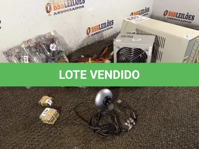 LOTE 103 - 01 NOBREAK, 01 FONTE E 01 PLACA MÃE MARCAS E MODELOS DIVERSOS. (NO ESTADO) ATENÇÃO! FAZER A VISITAÇÃO ANTES DE ARREMATAR, NÃO SABEMOS SE FUNCIONA. LEILÃO NÃO TEM GARANTIA E NEM DEVOLUÇÃO, SUJEITO A POSSÍVEIS AVARIAS VISÍVEIS/OCULTAS E/OU AUSÊNCIA DE COMPONENTES.