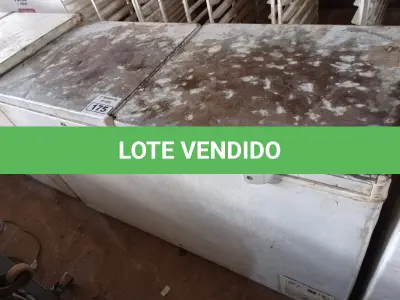 LOTE 175 - 01 FREEZER HORIZONTAL 02 TAMPAS 220V. (NO ESTADO) ATENÇÃO! FAZER A VISITAÇÃO ANTES DE ARREMATAR, NÃO SABEMOS SE FUNCIONA. LEILÃO NÃO TEM GARANTIA E NEM DEVOLUÇÃO, SUJEITO A POSSÍVEIS AVARIAS VISÍVEIS/OCULTAS E/OU AUSÊNCIA DE COMPONENTES.