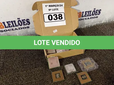 LOTE 038 - 01 LOTE COM VÁRIOS PROCESSADORES MARCAS E MODELOS DIVERSOS. (NO ESTADO) ATENÇÃO! FAZER A VISITAÇÃO ANTES DE ARREMATAR, NÃO SABEMOS SE FUNCIONA. LEILÃO NÃO TEM GARANTIA E NEM DEVOLUÇÃO, SUJEITO A POSSÍVEIS AVARIAS VISÍVEIS/OCULTAS E/OU AUSÊNCIA DE COMPONENTES.