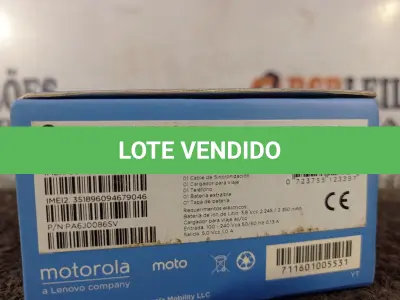 LOTE 064 - 01 CELULAR MOTO “C” 8BG. (NO ESTADO) ATENÇÃO! FAZER A VISITAÇÃO ANTES DE ARREMATAR, NÃO SABEMOS SE FUNCIONA. LEILÃO NÃO TEM GARANTIA E NEM DEVOLUÇÃO, SUJEITO A POSSÍVEIS AVARIAS VISÍVEIS/OCULTAS E/OU AUSÊNCIA DE COMPONENTES.
