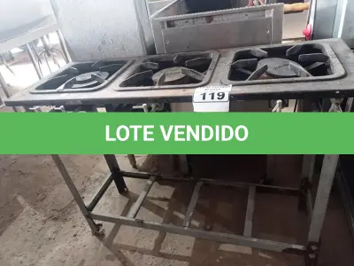 LOTE 119 - 01 FOGÃO INDUSTRIAL METALMAQ 3 BOCAS EM LINHA. (NO ESTADO, NÃO SABEMOS SE FUNCIONA. LEILÃO NÃO TEM GARANTIA E NEM DEVOLUÇÃO).