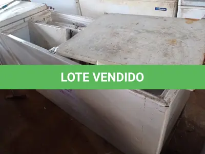 LOTE 025 - 01 FREEZER HORIZONTAL 02 TAMPAS 220V. (NO ESTADO) ATENÇÃO! FAZER A VISITAÇÃO ANTES DE ARREMATAR, NÃO SABEMOS SE FUNCIONA. LEILÃO NÃO TEM GARANTIA E NEM DEVOLUÇÃO, SUJEITO A POSSÍVEIS AVARIAS VISÍVEIS/OCULTAS E/OU AUSÊNCIA DE COMPONENTES.