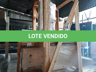 LOTE 150 - 01 SERRA FITA DE BANCADA COM MOEDOR ACOPLADO. (NOVO)(NO ESTADO. LEILÃO NÃO TEM GARANTIA E NEM DEVOLUÇÃO).