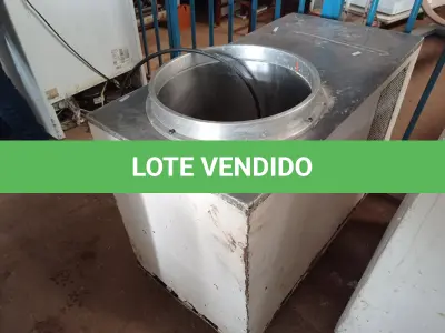 LOTE 105 - 01 BATEDEIRA DE MASSAS INDUSTRIAL. (NO ESTADO) ATENÇÃO! FAZER A VISITAÇÃO ANTES DE ARREMATAR, NÃO SABEMOS SE FUNCIONA. LEILÃO NÃO TEM GARANTIA E NEM DEVOLUÇÃO, SUJEITO A POSSÍVEIS AVARIAS VISÍVEIS/OCULTAS E/OU AUSÊNCIA DE COMPONENTES.