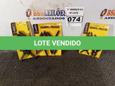 LOTE 074 - 03 KIT’S DE GRAMPOS DE PRESSÃO. (NO ESTADO) ATENÇÃO! FAZER A VISITAÇÃO ANTES DE ARREMATAR, NÃO SABEMOS SE FUNCIONA. LEILÃO NÃO TEM GARANTIA E NEM DEVOLUÇÃO, SUJEITO A POSSÍVEIS AVARIAS VISÍVEIS/OCULTAS E/OU AUSÊNCIA DE COMPONENTES.