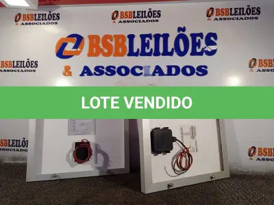 LOTE 127 - 02 PAINÉIS SOLARES 18V 10W. (NO ESTADO) ATENÇÃO! FAZER A VISITAÇÃO ANTES DE ARREMATAR, NÃO SABEMOS SE FUNCIONA. LEILÃO NÃO TEM GARANTIA E NEM DEVOLUÇÃO, SUJEITO A POSSÍVEIS AVARIAS VISÍVEIS/OCULTAS E/OU AUSÊNCIA DE COMPONENTES.