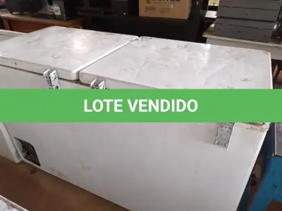 LOTE 015 - 01 FREEZER HORIZONTAL 02 TAMPAS 220V. (NO ESTADO) ATENÇÃO! FAZER A VISITAÇÃO ANTES DE ARREMATAR, NÃO SABEMOS SE FUNCIONA. LEILÃO NÃO TEM GARANTIA E NEM DEVOLUÇÃO, SUJEITO A POSSÍVEIS AVARIAS VISÍVEIS/OCULTAS E/OU AUSÊNCIA DE COMPONENTES.