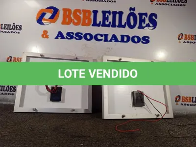 LOTE 164 - 02 PAINÉIS SOLARES 18V 10W. (NO ESTADO) ATENÇÃO! FAZER A VISITAÇÃO ANTES DE ARREMATAR, NÃO SABEMOS SE FUNCIONA. LEILÃO NÃO TEM GARANTIA E NEM DEVOLUÇÃO, SUJEITO A POSSÍVEIS AVARIAS VISÍVEIS/OCULTAS E/OU AUSÊNCIA DE COMPONENTES.