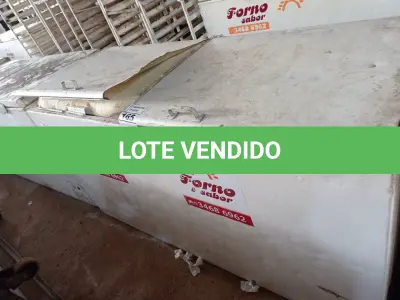 LOTE 165 - 01 FREEZER HORIZONTAL 02 TAMPAS 220V. (NO ESTADO) ATENÇÃO! FAZER A VISITAÇÃO ANTES DE ARREMATAR, NÃO SABEMOS SE FUNCIONA. LEILÃO NÃO TEM GARANTIA E NEM DEVOLUÇÃO, SUJEITO A POSSÍVEIS AVARIAS VISÍVEIS/OCULTAS E/OU AUSÊNCIA DE COMPONENTES.