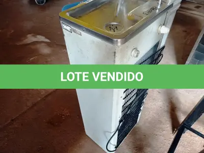 LOTE 195 - 01 BEBEDOURO DE PRESSÃO MASTER FRIO. (NO ESTADO, NÃO SABEMOS SE FUNCIONA. LEILÃO NÃO TEM GARANTIA E NEM DEVOLUÇÃO).
