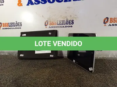 LOTE 043 - 01 TABLET MARCA SAMSUNG. (NO ESTADO) ATENÇÃO! FAZER A VISITAÇÃO ANTES DE ARREMATAR, NÃO SABEMOS SE FUNCIONA. LEILÃO NÃO TEM GARANTIA E NEM DEVOLUÇÃO, SUJEITO A POSSÍVEIS AVARIAS VISÍVEIS/OCULTAS E/OU AUSÊNCIA DE COMPONENTES.